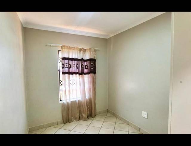 3 BEDROOM PROPERTY TO RENT IN THE ORCHARDS